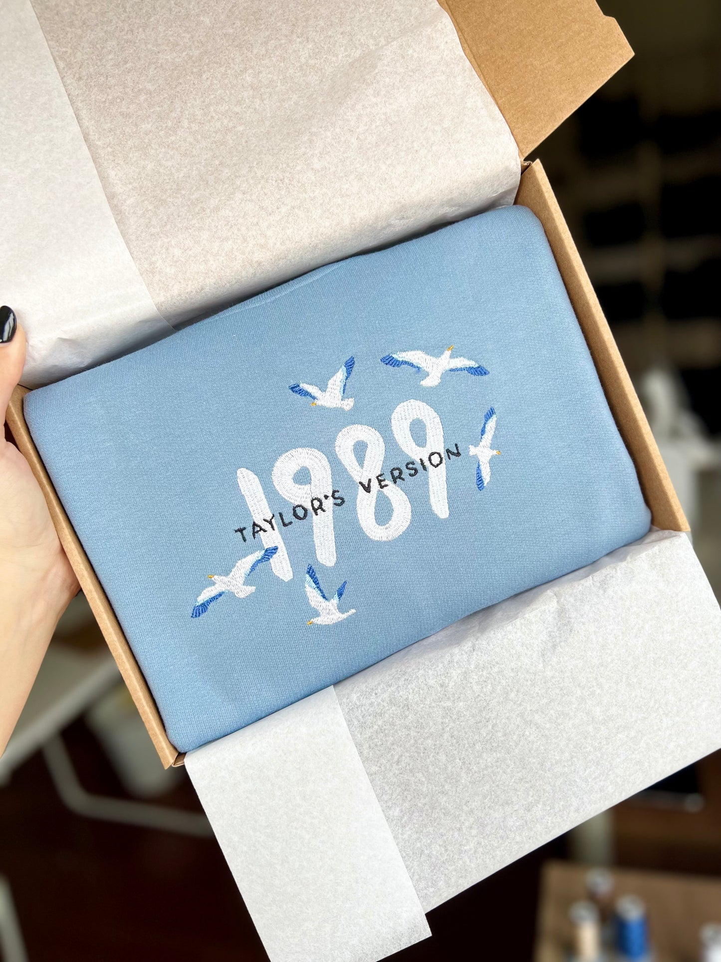 Sudadera estándar 1989 Taylor Swift bordada