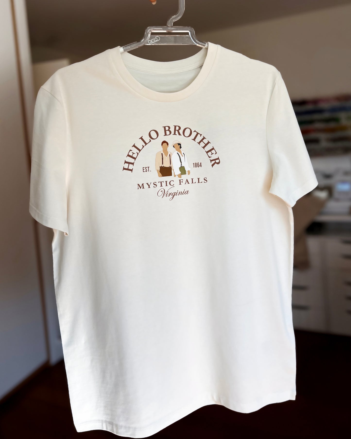 Camiseta estándar Hello Brother The Vampire Diaries estampada