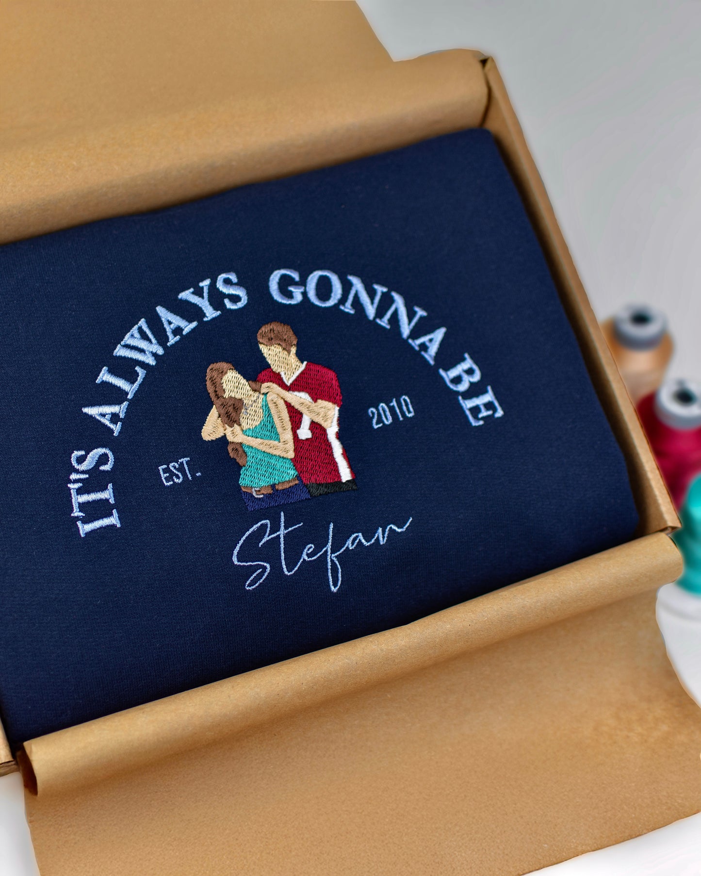 Sudadera estándar Stefan Salvatore Elena Gilbert Stelena bordada