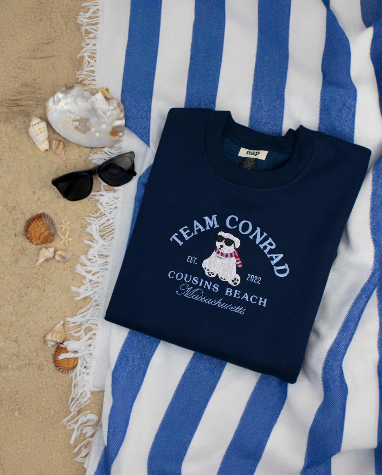 Team Conrad – Besticktes Standard-Sweatshirt „The Summer I Turned Pretty“